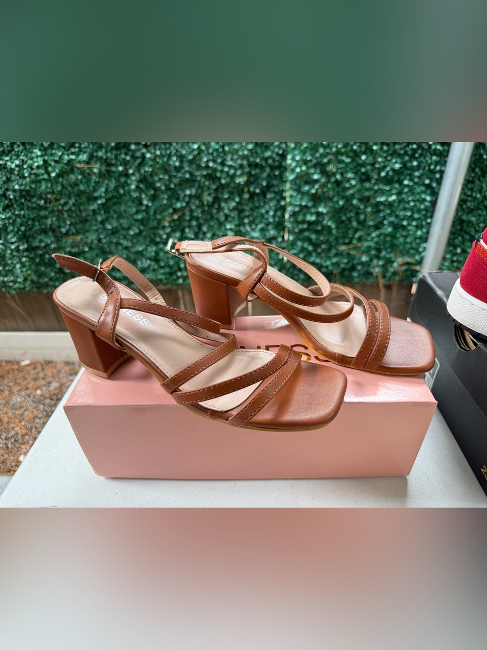 Women’s Strappy Block Heel Sandals in Brown